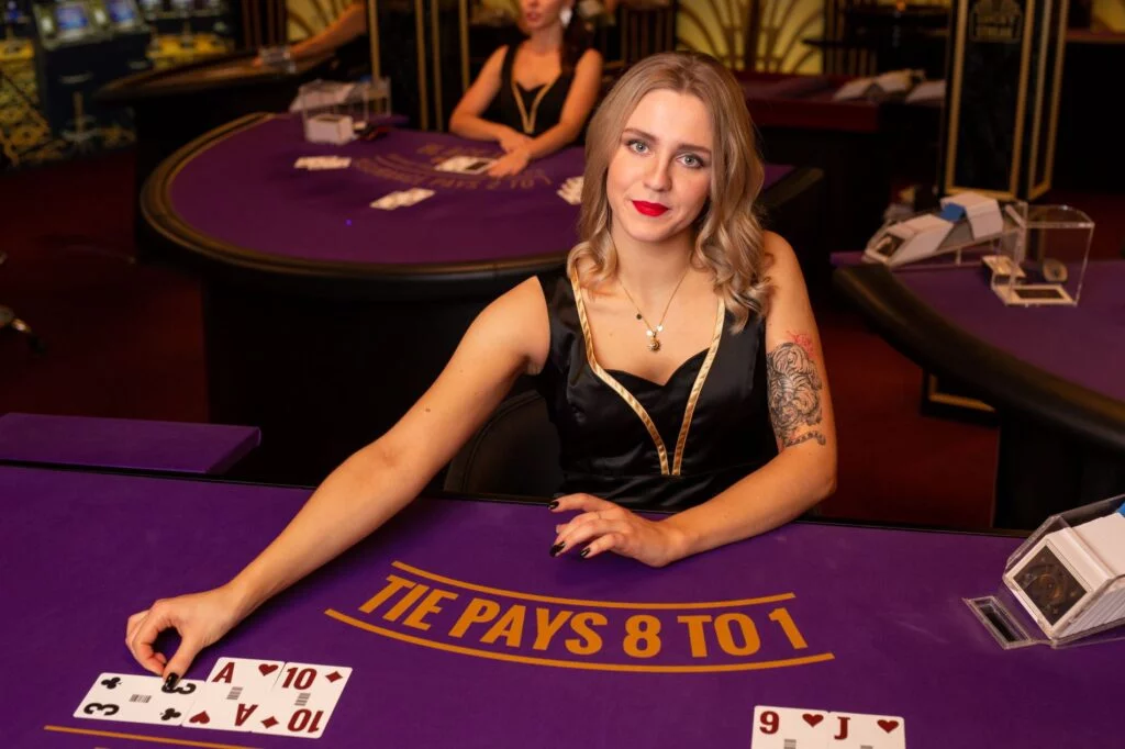 TG777 Live Dealer Casino Baccarat Tables and Professional Dealers Philippines